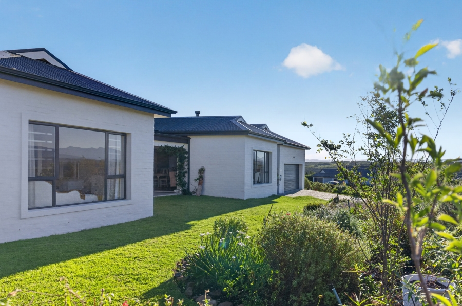 3 Bedroom Property for Sale in Baron View Western Cape
